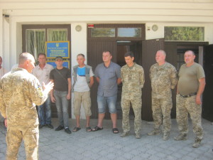 З Нововоронцовсько-Високопільського об'єднаного районного військового комісаріату в Миколаїв відправили 7 резервістів